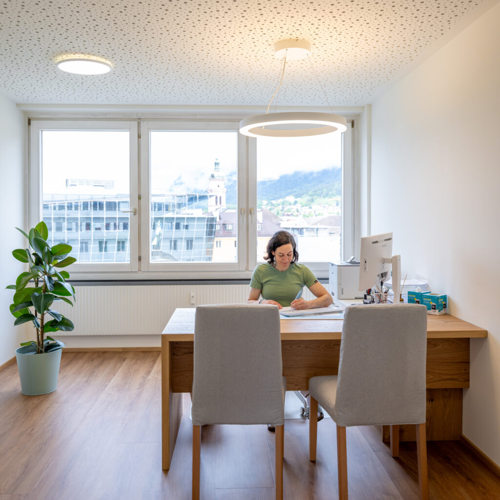 Vertrauensvolle medizinische Betreuung durch erfahrene Internistin