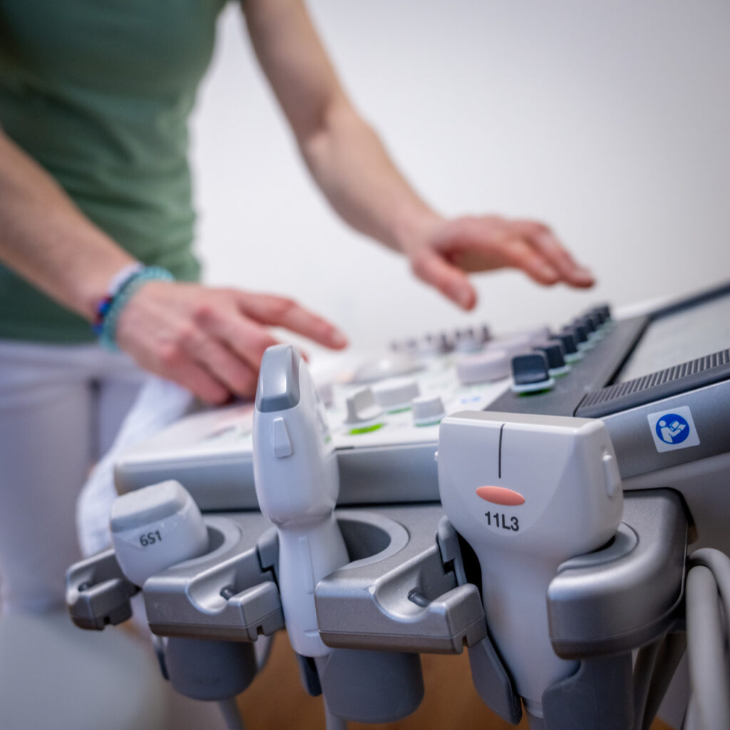 Moderne Diagnostikgeräte für internistische Untersuchungen